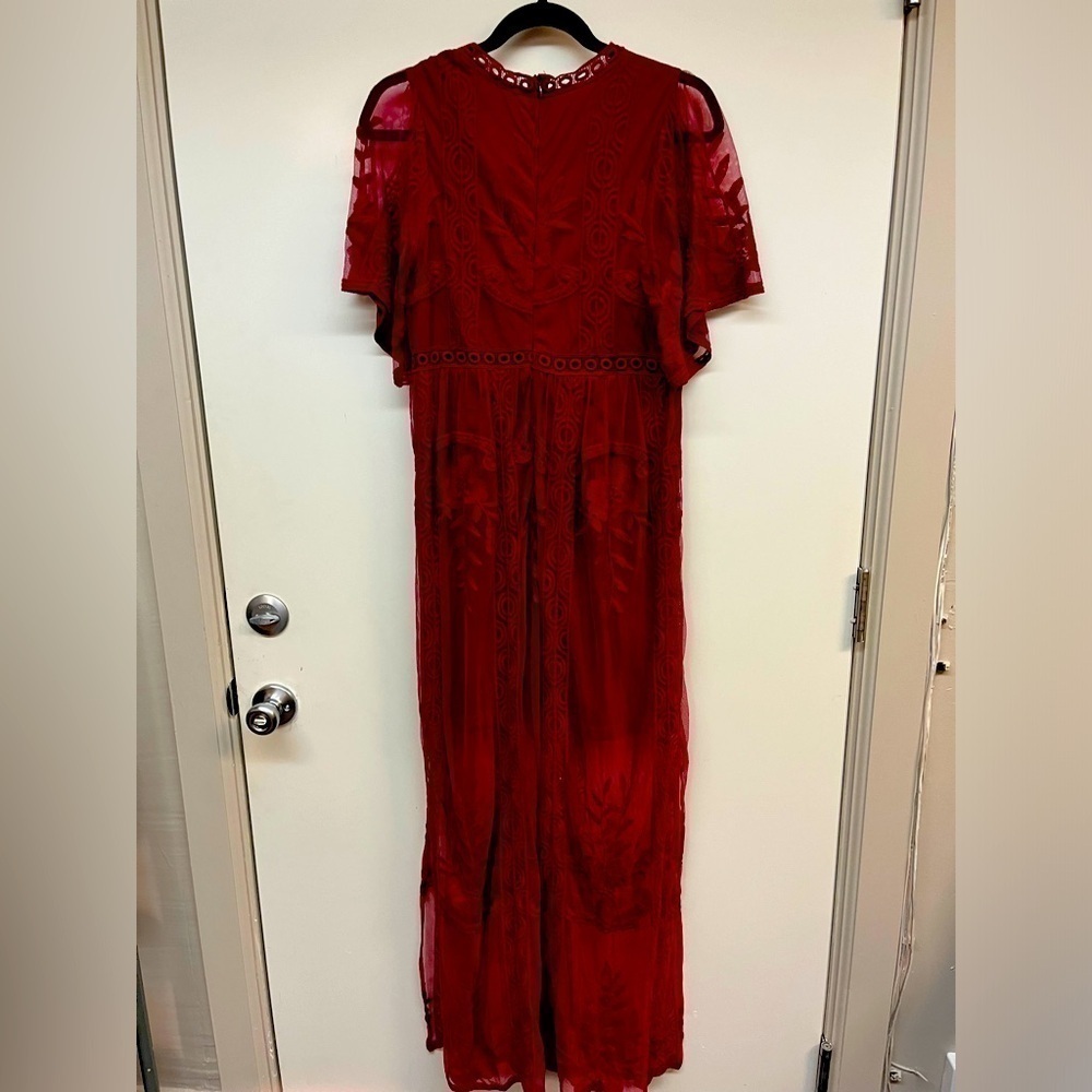 Boho & Lace White Birch burgundy Maxi Dress - New With Tags